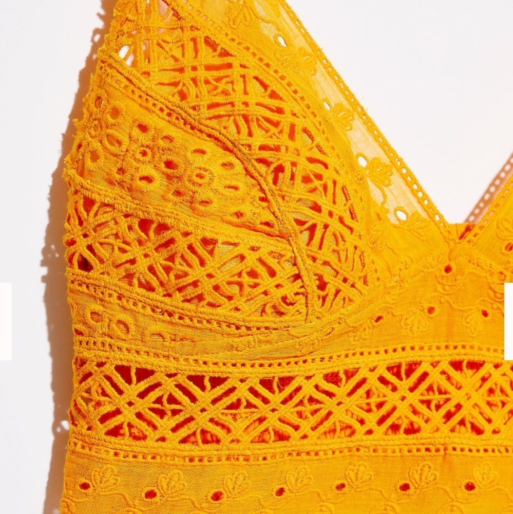 NWT Carina Bralette Sizes M and L-Color Mango - Picture 3 of 10